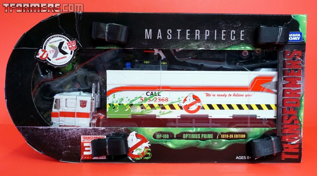 Sdcc 2019 Mp 10g Optimus Prime Ecto 35 Edition Unboxing  (2 of 55)